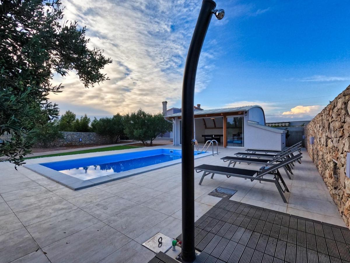 195 * Vodice
